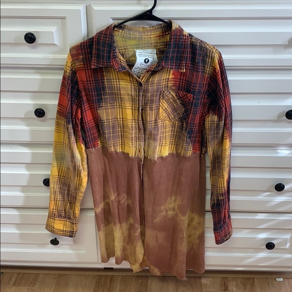 Painted Oyster Flannel Pocket Duster - Picture 1 of 7